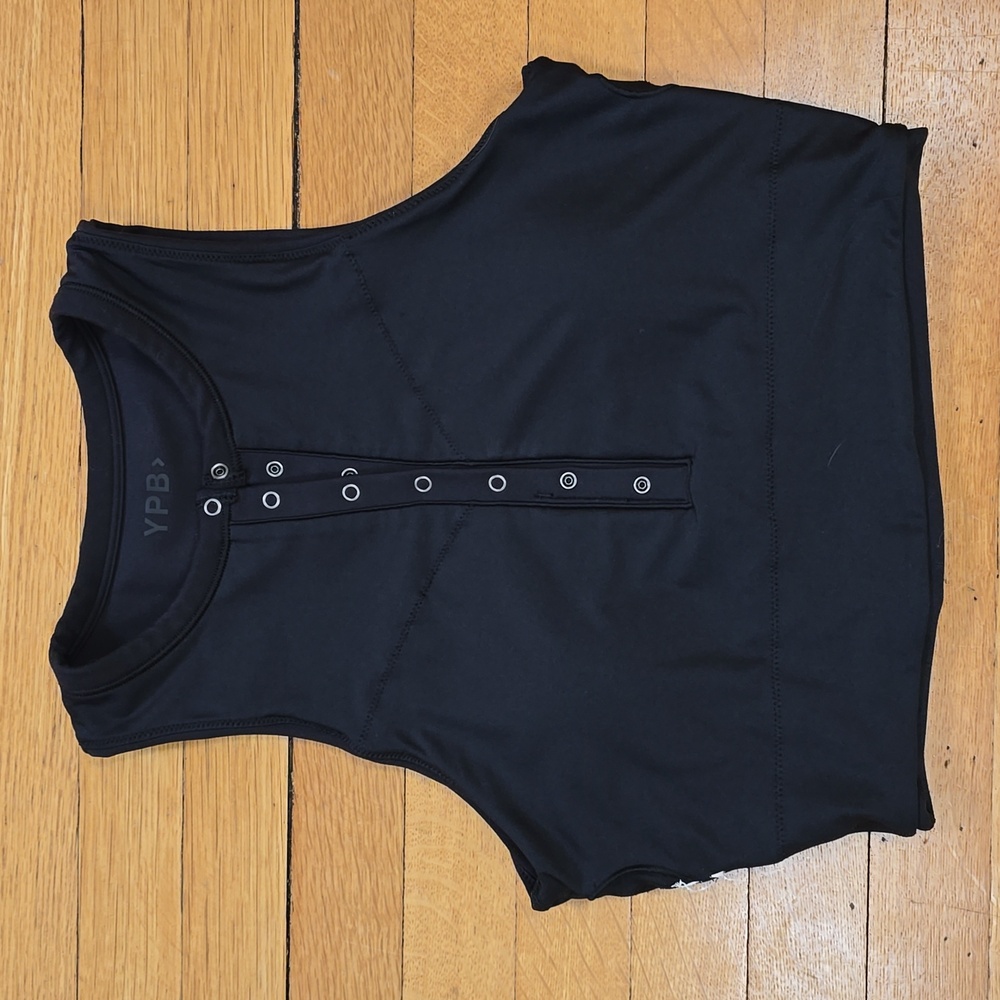Abercrombie & Fitch, YPB, Henley Athletic Sports Bra Top, Black, EUC Women's S